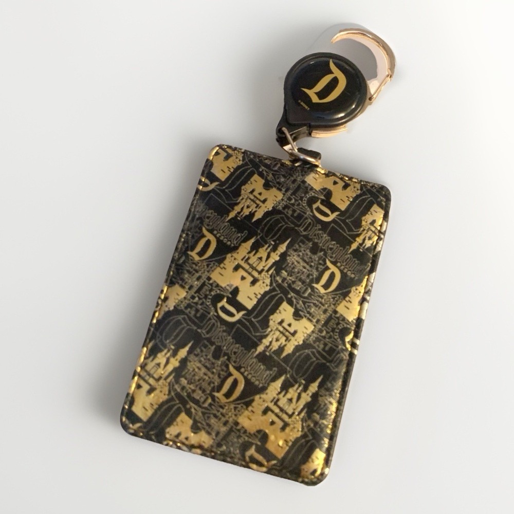 Disneyland  Parks Luggage ID Tag black retractable Gold‎ foil castle Disney